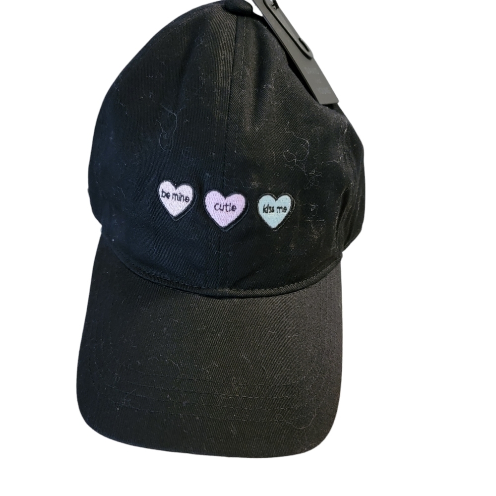 NEW David & Young Women's Hearts Candy Embroidered Baseball Cap Hat T21